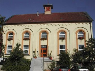 Ehemalige Synagoge in der Ortsmitte